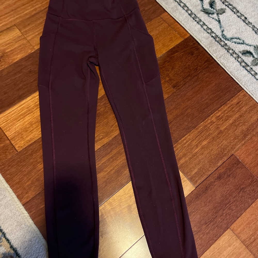 Lululemon 25” leggings - size 4
